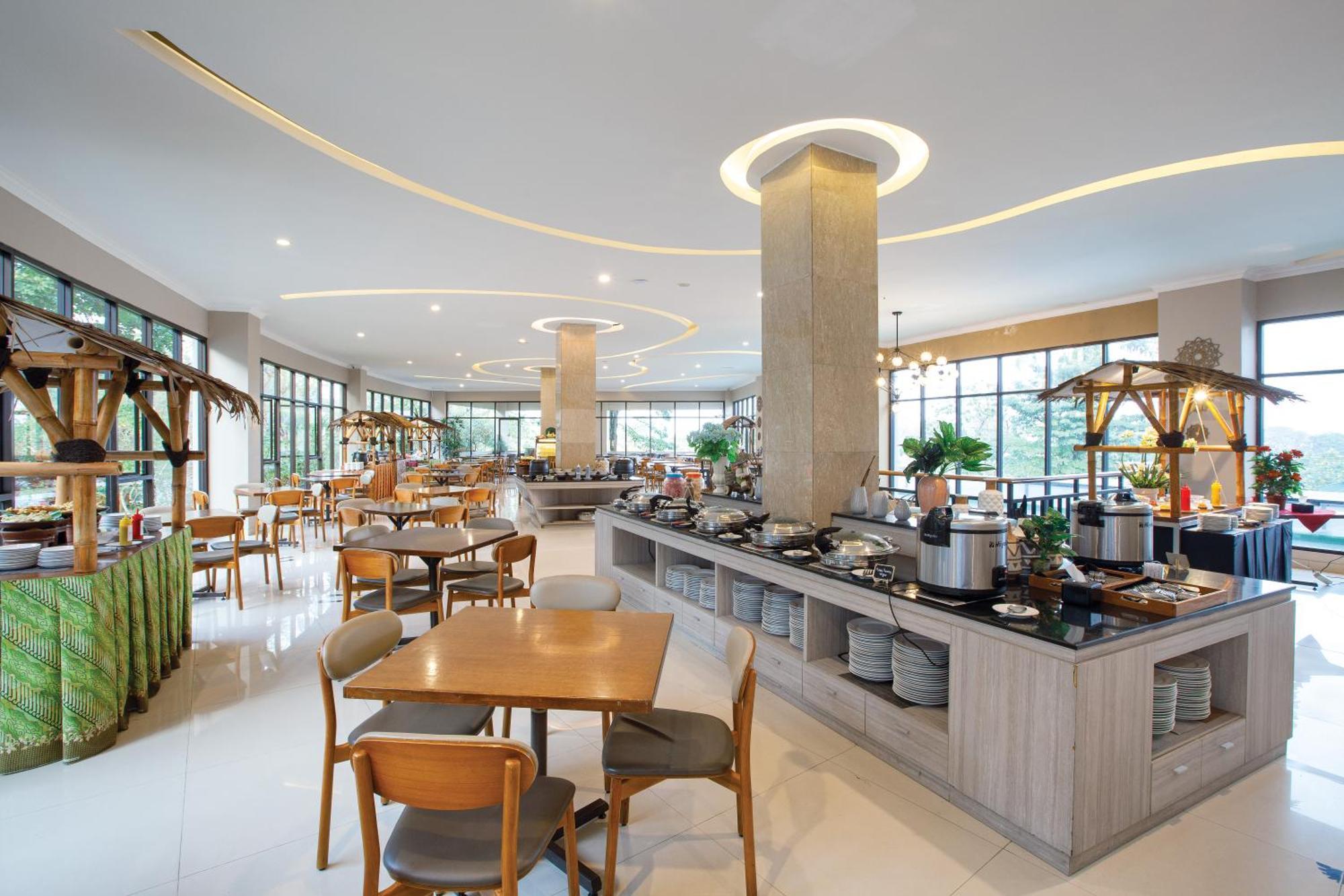 Hotel The Peak, Artotel Curated