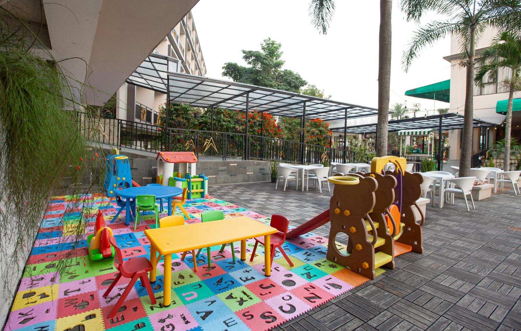 The Peak, Artotel Curated Puncak